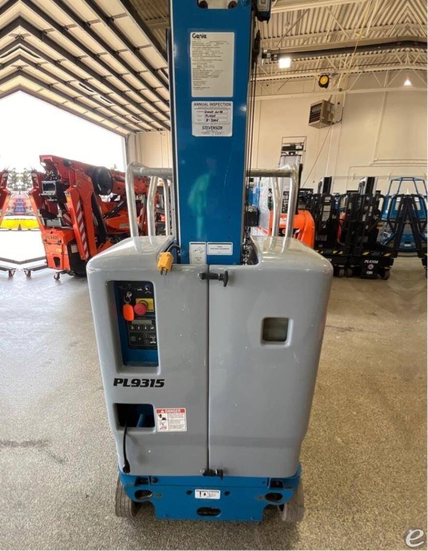 2015 Genie GR12