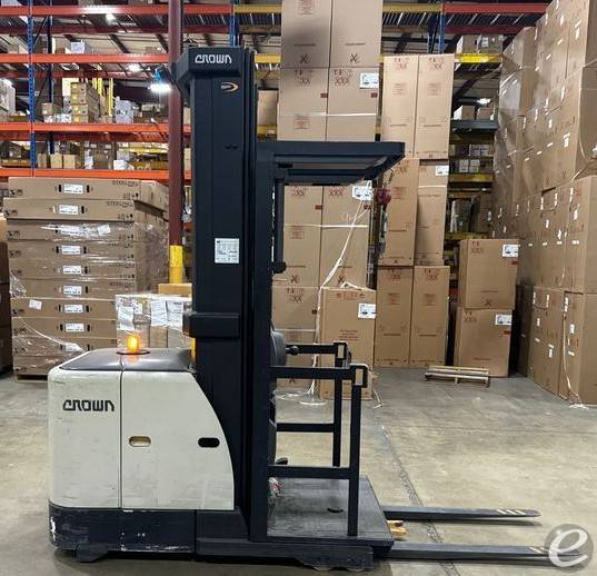 2019 Crown SP3520-30