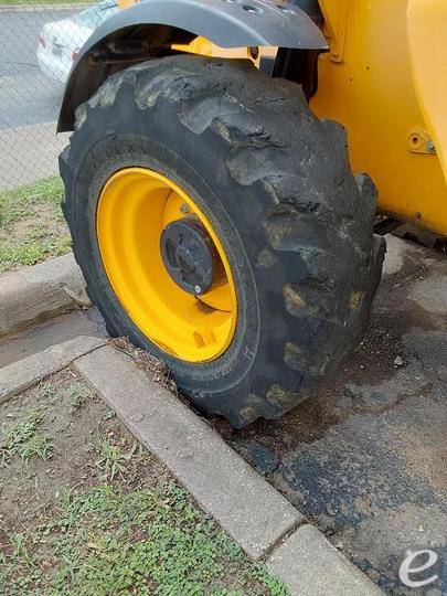 2019 JCB 510-56