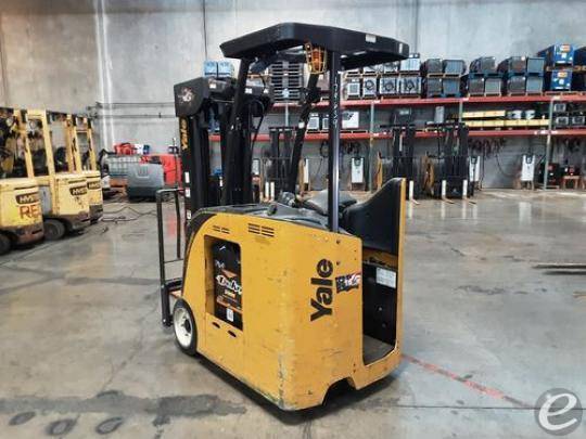2017 Yale ESC030 Electric Forklift - 123Forklift