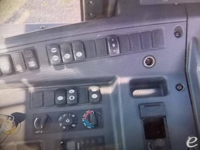 2019 Hyundai 160d-9
