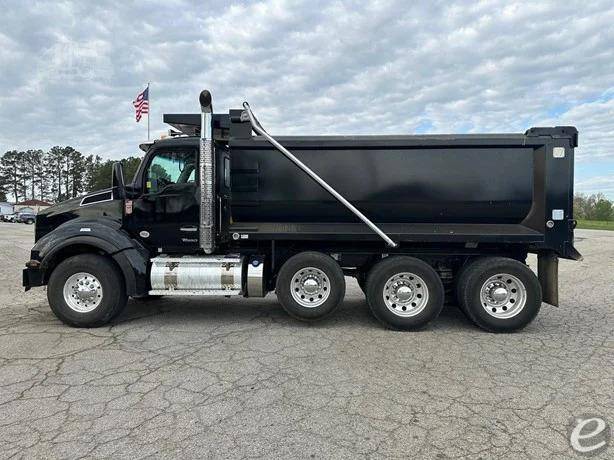 2025 Kenworth T880