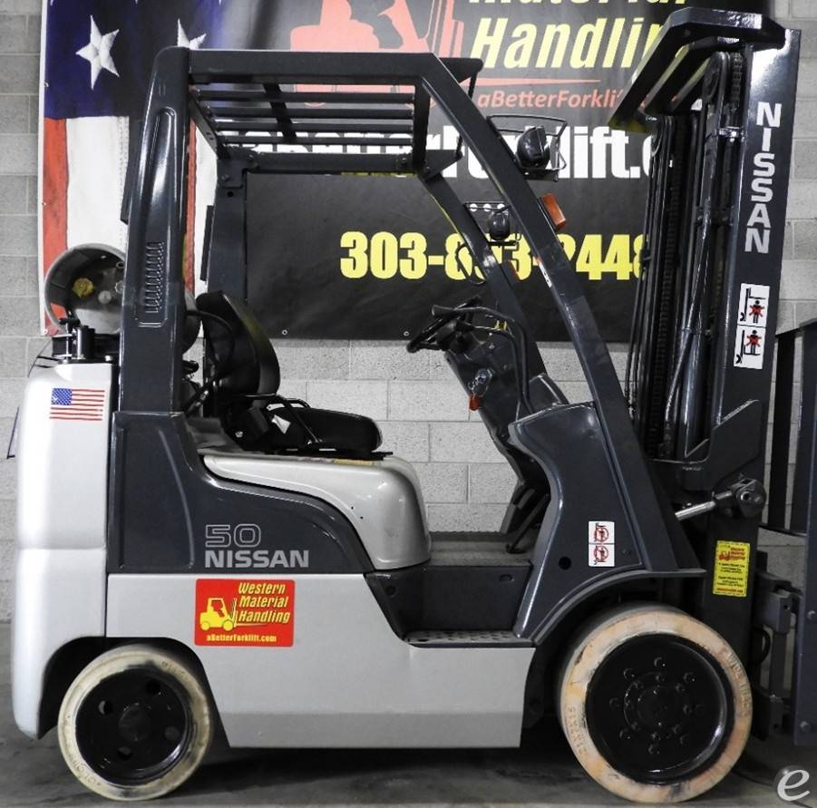 2010 Nissan MCP1F2A25LV