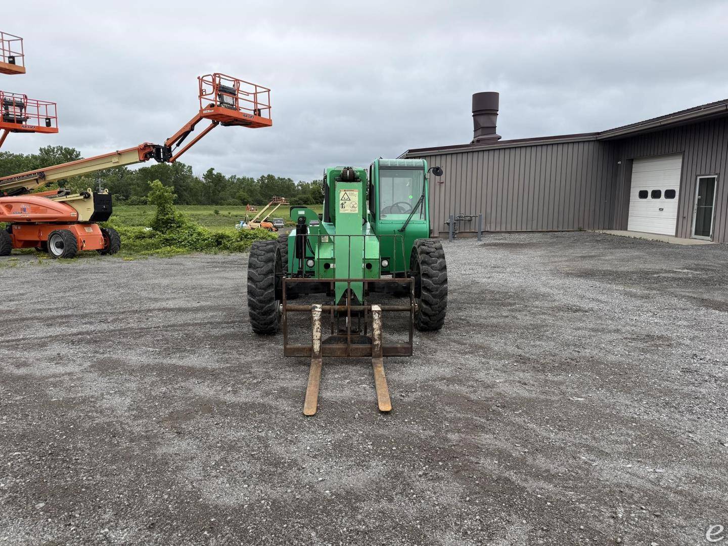2014 JLG 6042