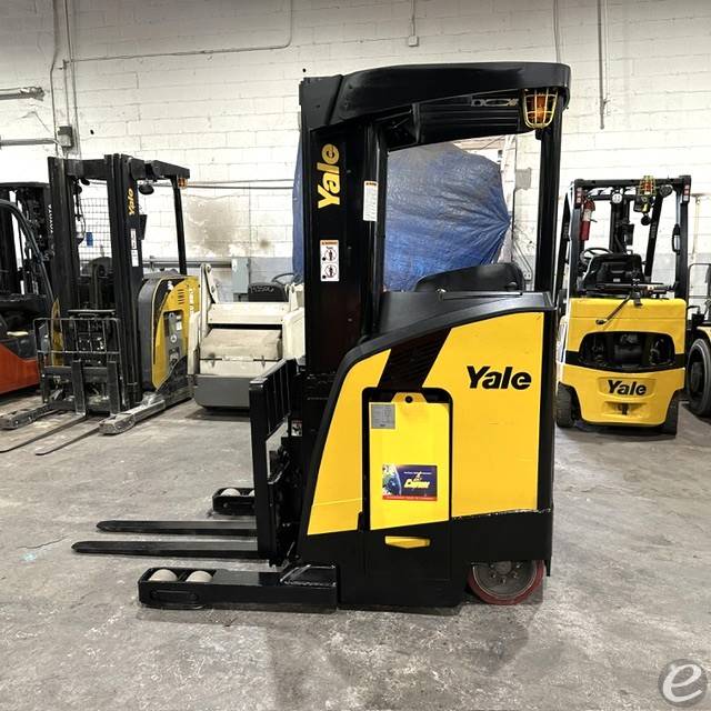 2022 Yale NR035DC