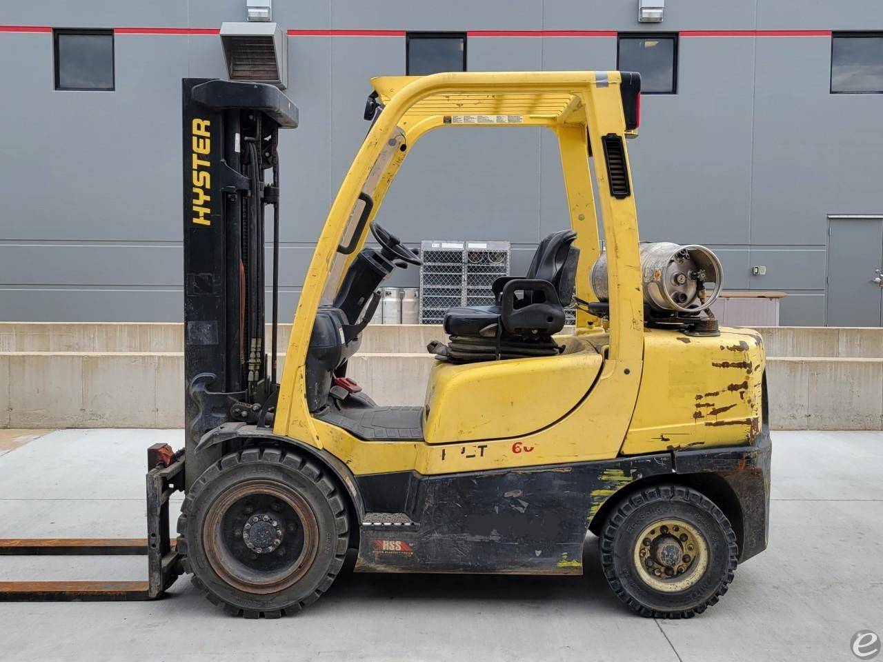 2016 Hyster H60FT LP Gas Forklift