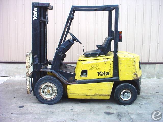 2015 Yale Pneumatic Tire Forklift