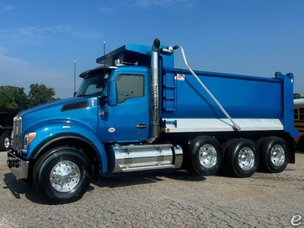 2025 Kenworth T880S