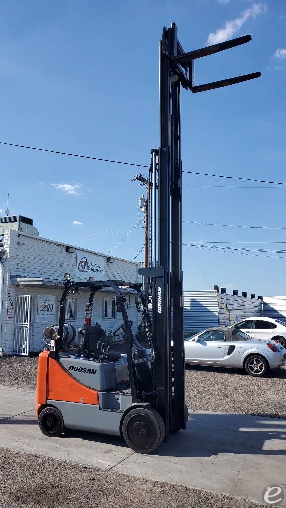 2012 Doosan GC25E-5