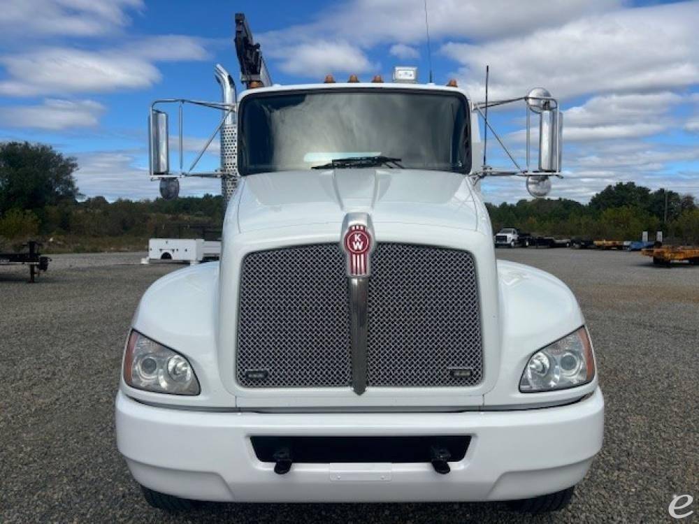2015 Kenworth T270