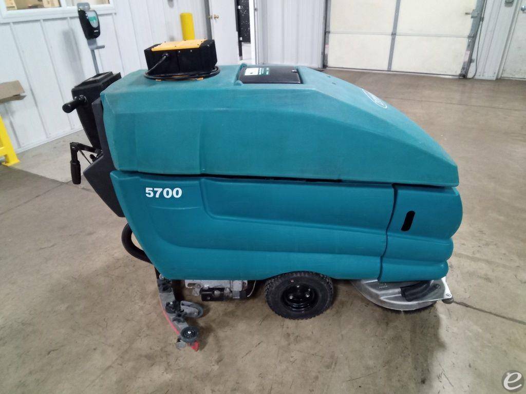 2023 Tennant 5700