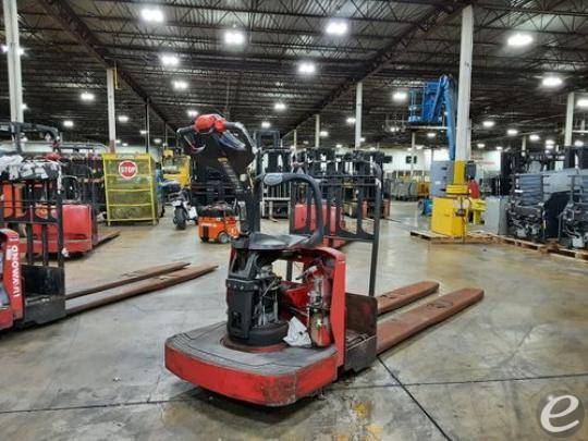 2010 Raymond 8400 Electric Forklift - 123Forklift