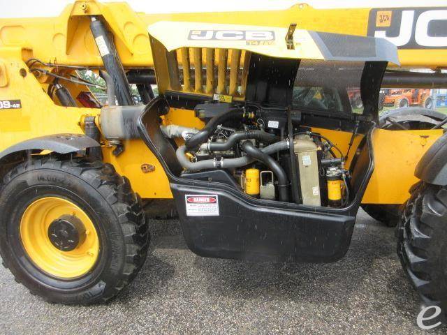 2017 JCB 509-42