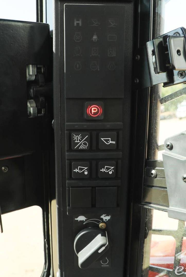 2026 Manitou 1900R