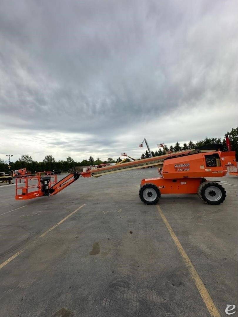 2015 JLG 660SJ