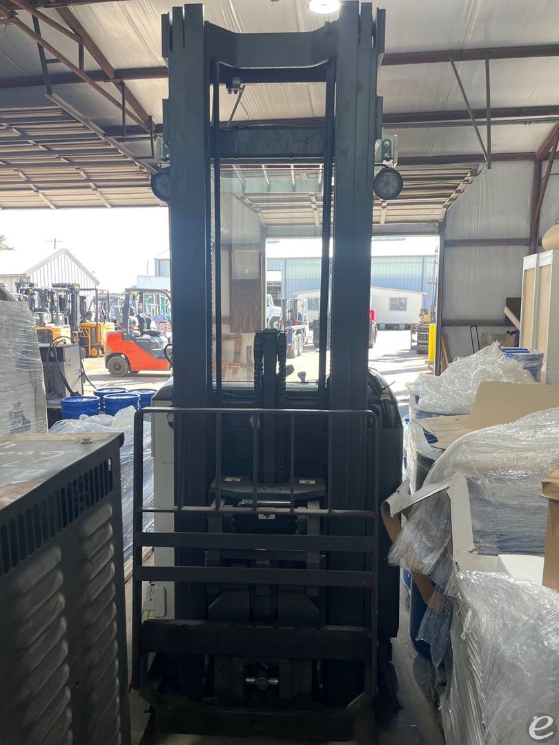 2013 Unicarriers SRX35N Electric Reach Truck - 123Forklift