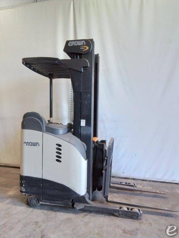 2014 Crown RD5725-30