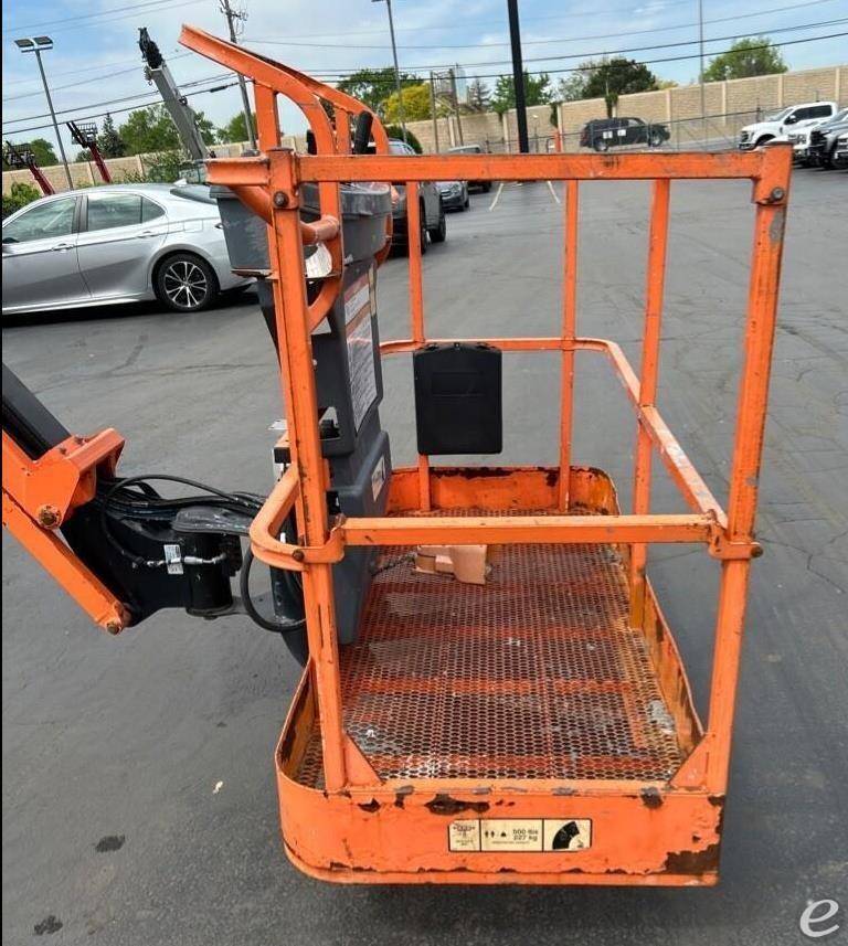 2014 JLG M600JP