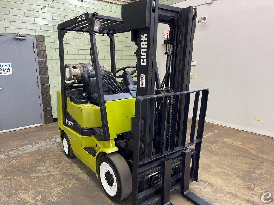 1996 Clark CGC25 LP Gas Forklift - 123Forklift