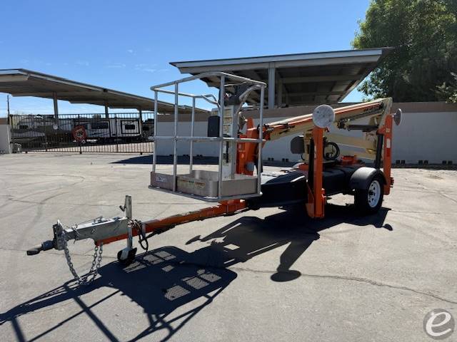 2019 JLG T350