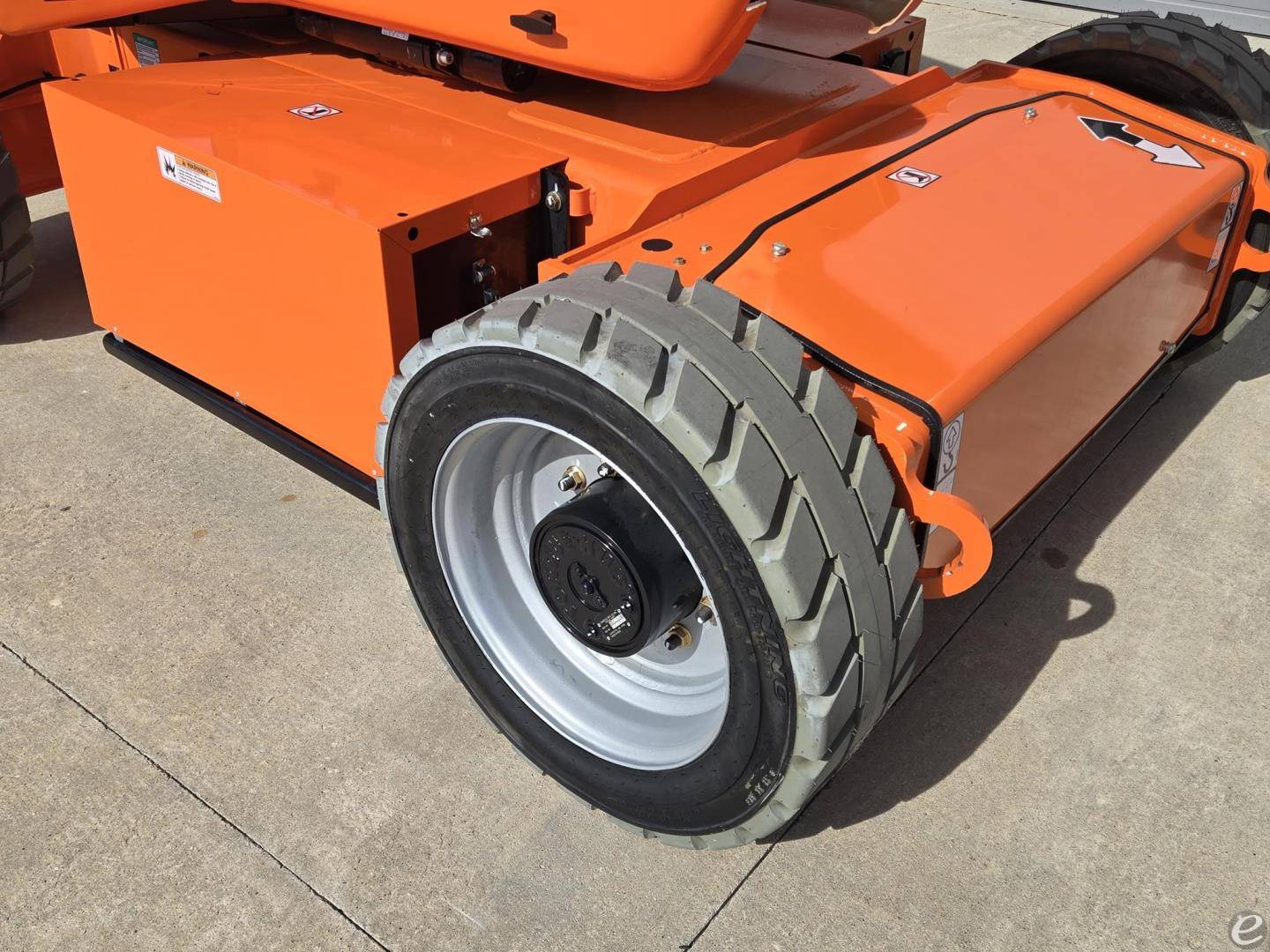 2022 JLG E450AJ
