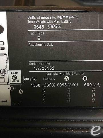 2007 Crown SP3500 Electric Order Picker - 123Forklift