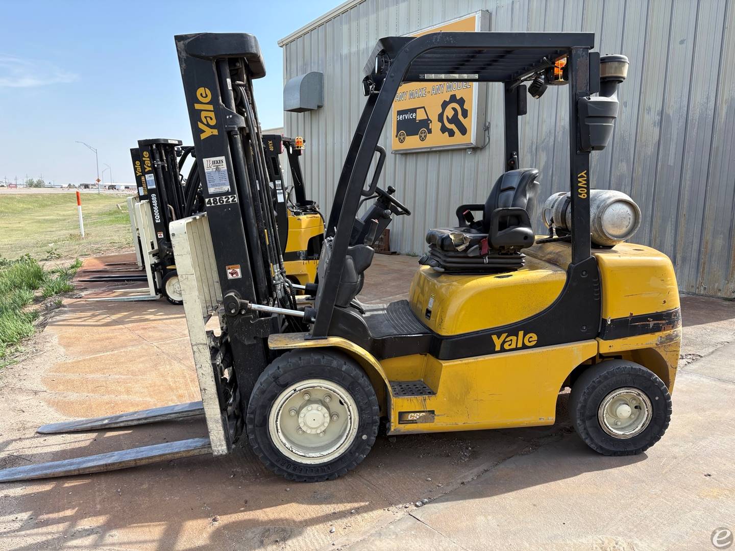 2017 Yale GLP060MX