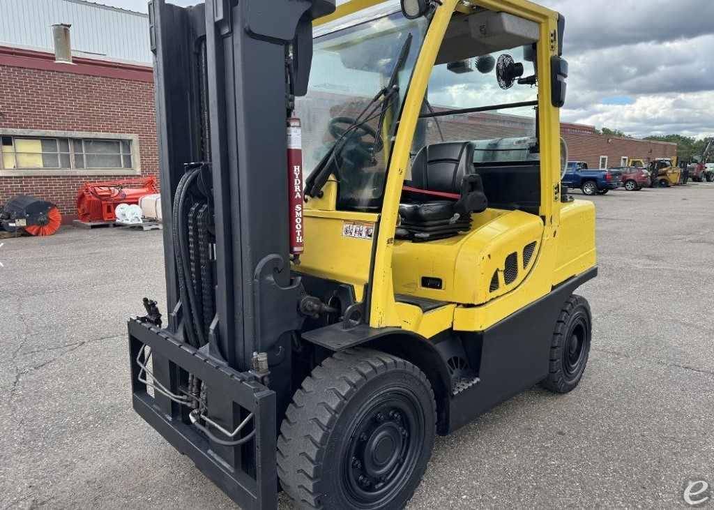 2012 Hyster H80FT LP Gas Forklift - 123Forklift