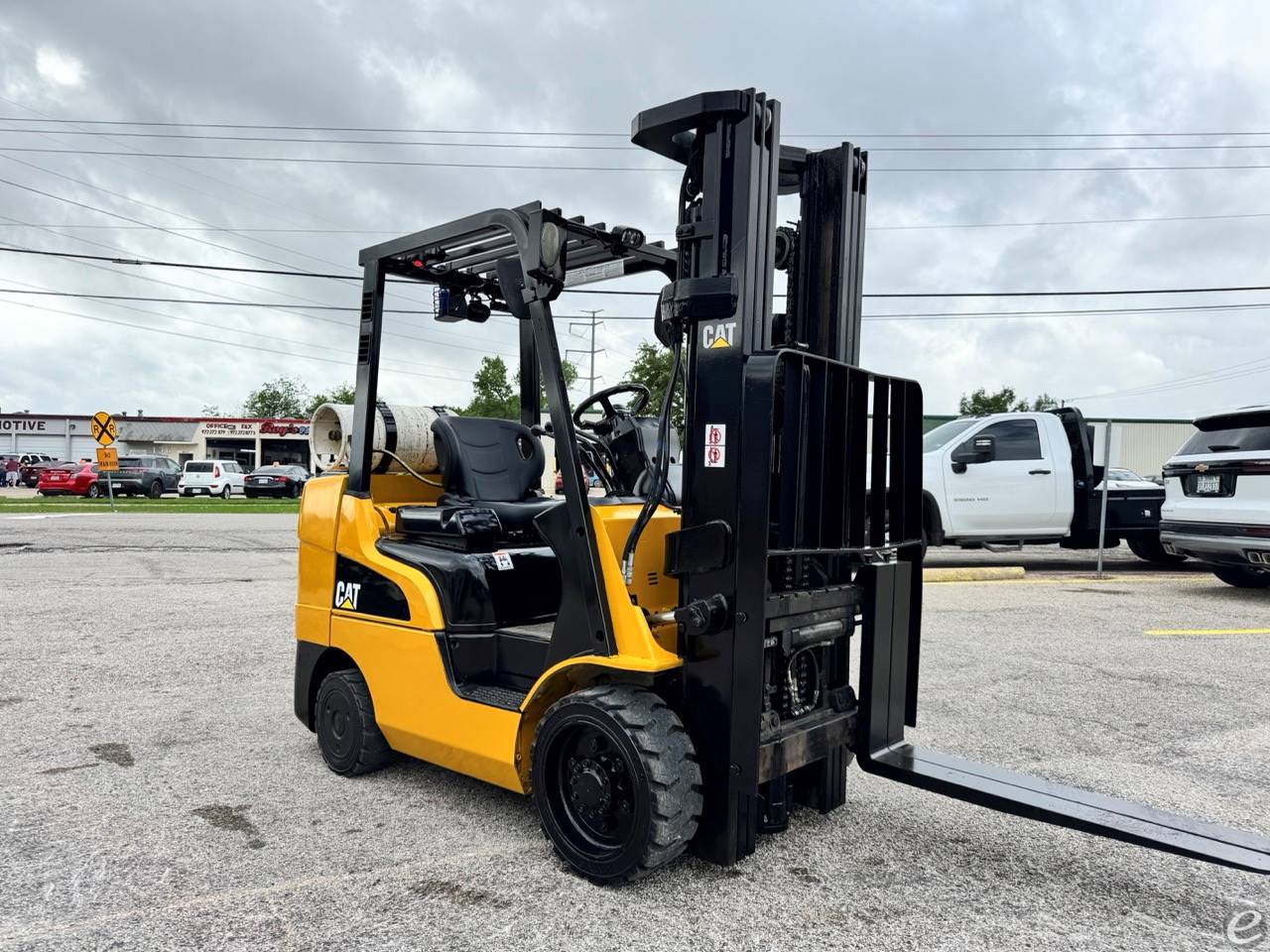 2017 Cat C6000