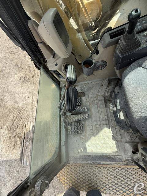 2006 Cat 330CL