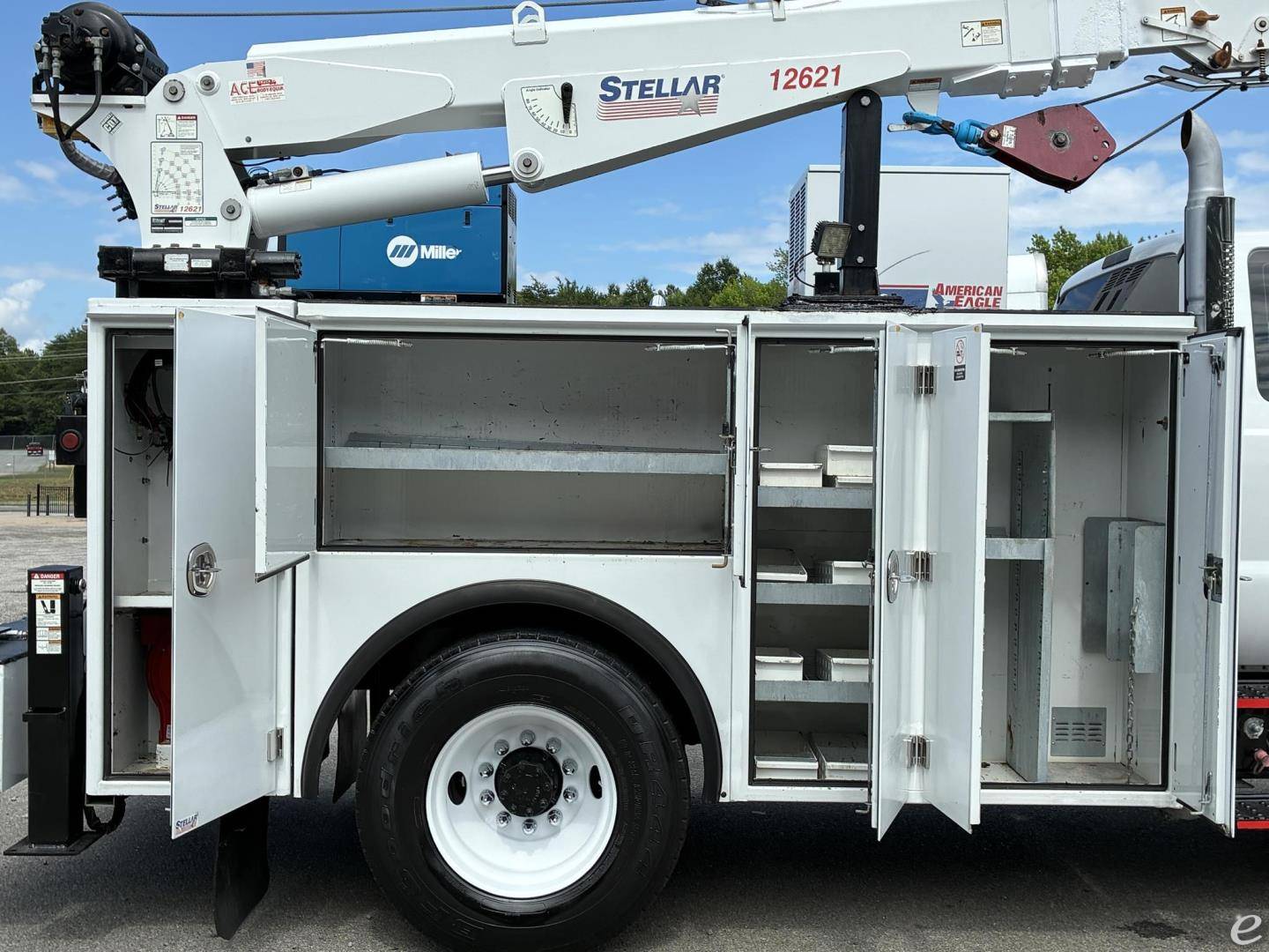 2015 Ford F750 XLT SD
