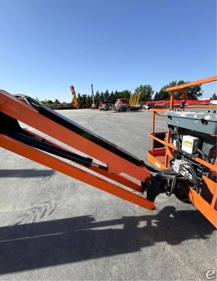 2015 JLG 660SJ