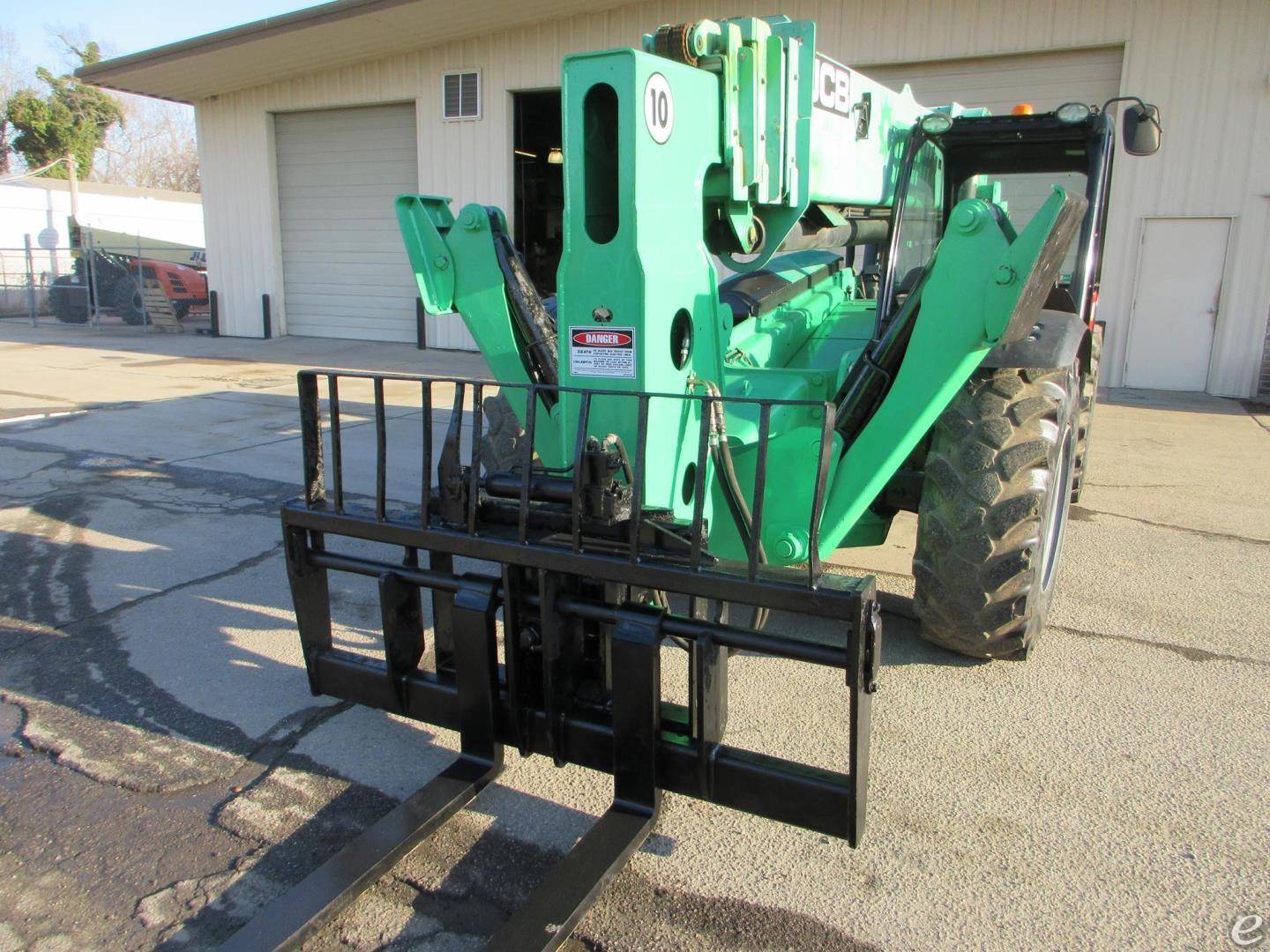2016 JCB 510-56