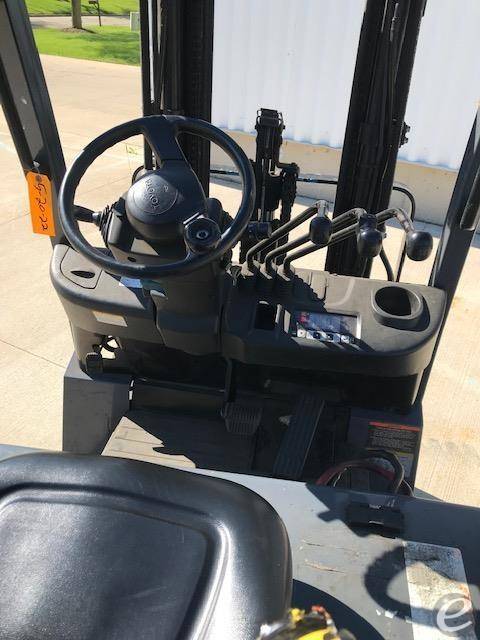2016 Toyota 8FBCHU25 Electric Forklift - 123Forklift