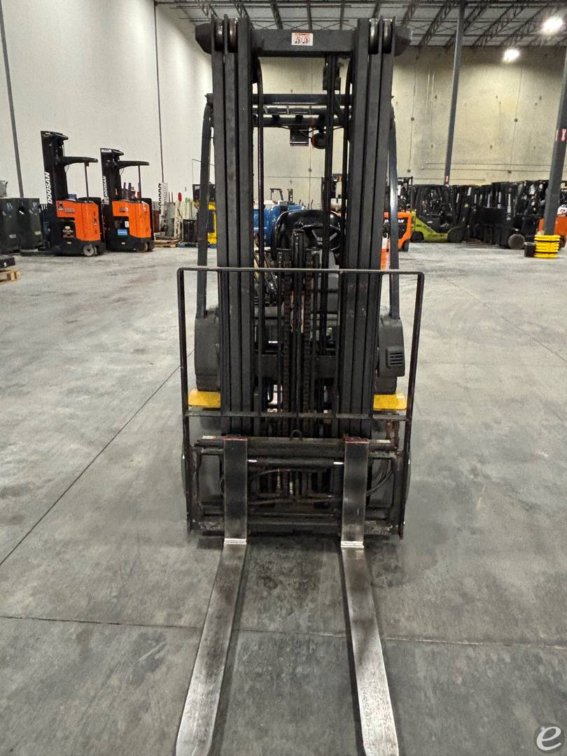 2017 Komatsu FG25ST-16