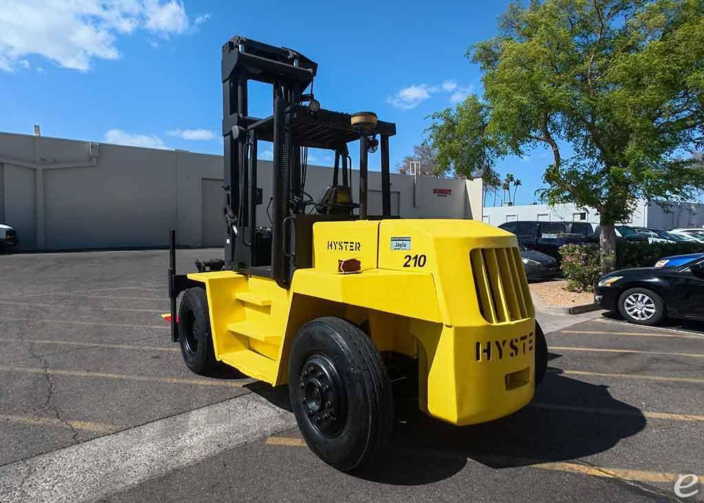 2000 Hyster H210XL