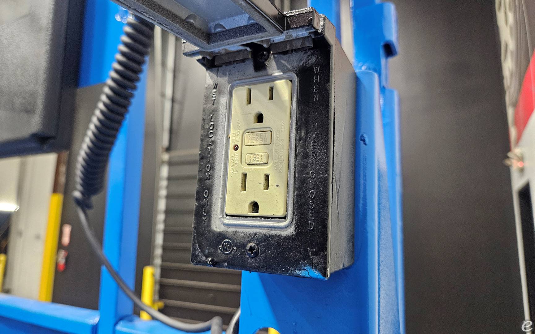 2016 Genie GS4047