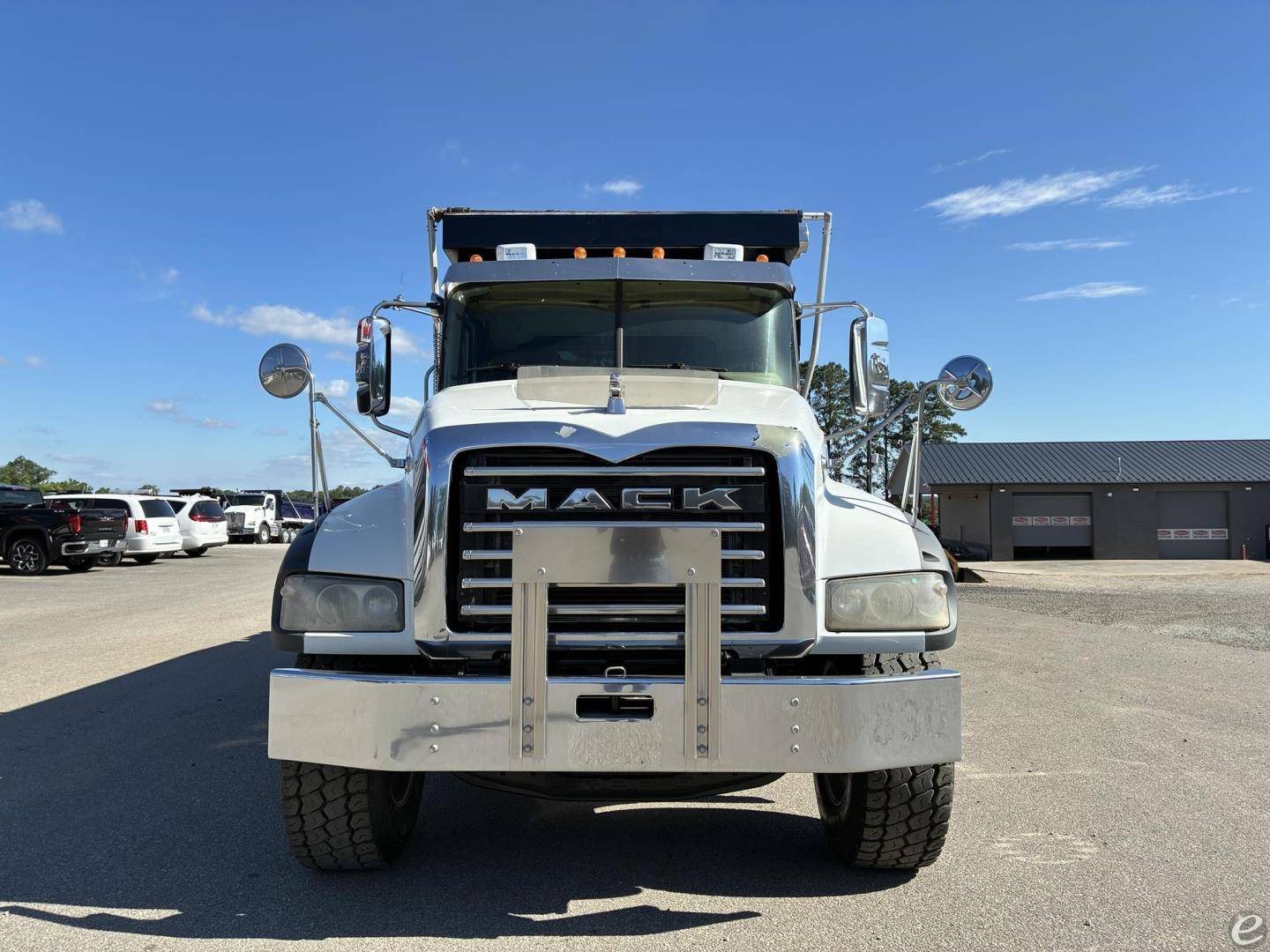 2020 Mack GRANITE 64FR