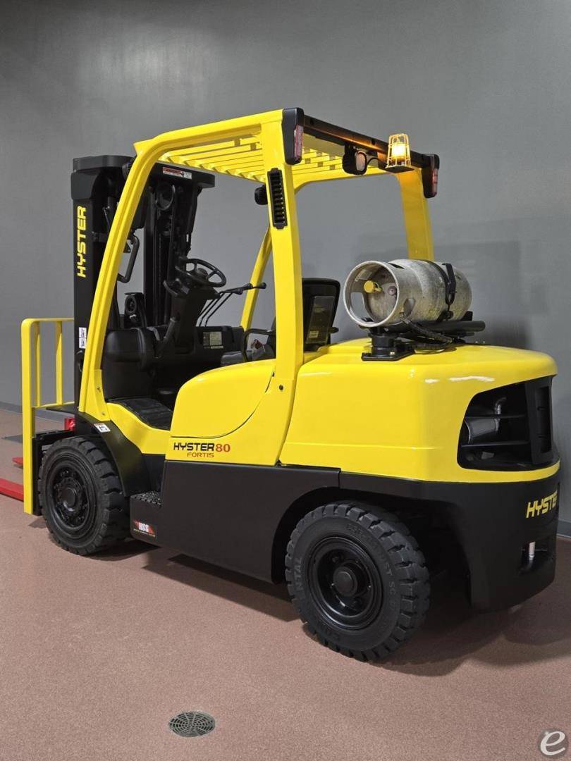 2017 Hyster H80FT LP Gas Forklift - 123Forklift