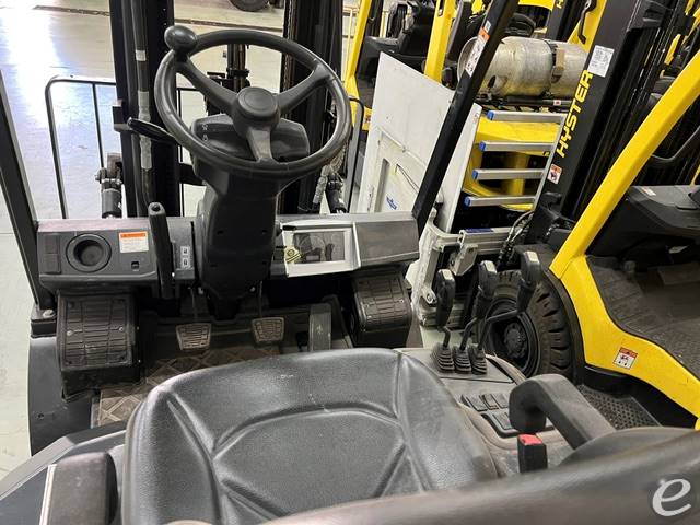 2022 Doosan G25E-7