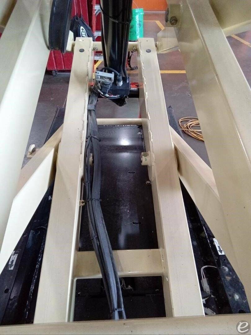 2021 JLG R1932i