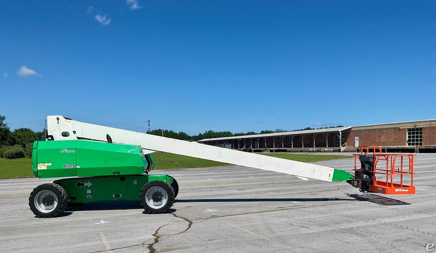 2018 JLG 800S