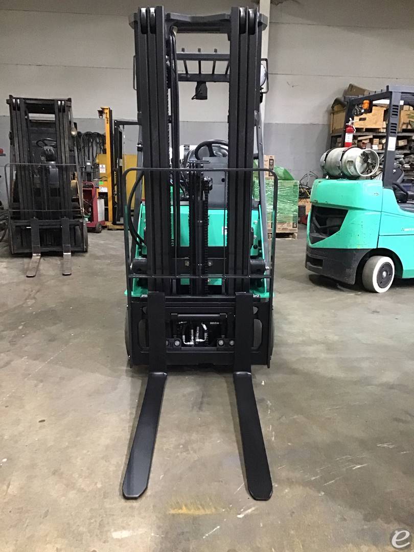 2019 Mitsubishi FGC15N