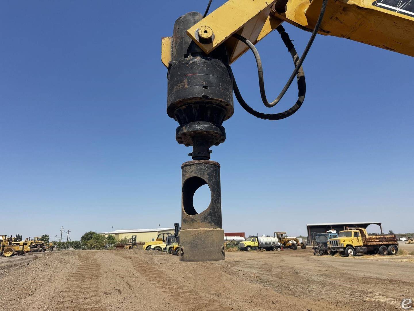 2005 Cat 325CL