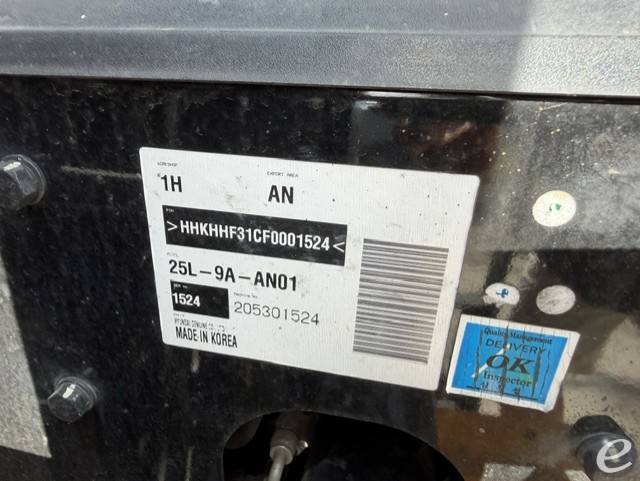 2025 Hyundai 25L-9
