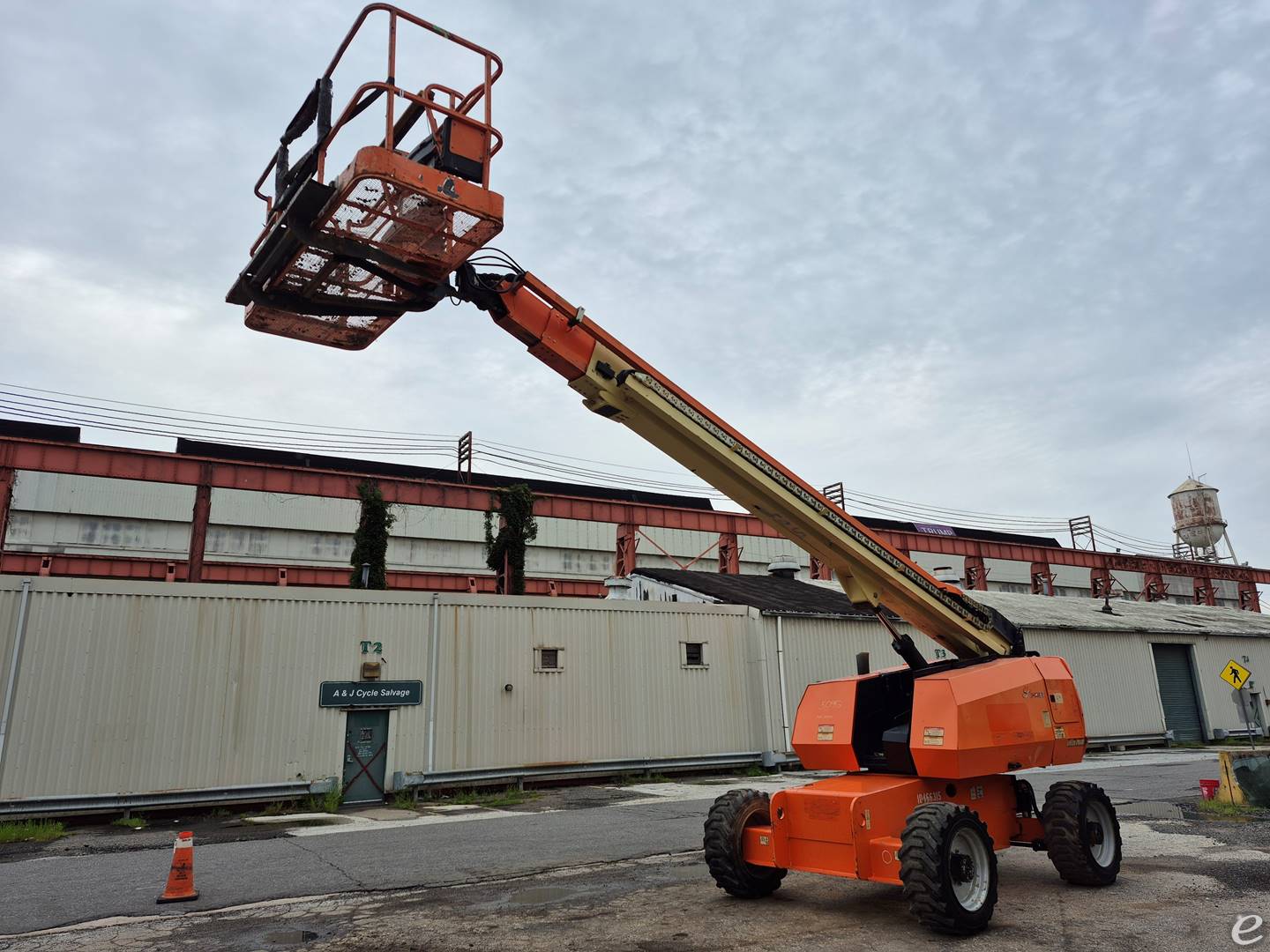 2016 JLG 600S