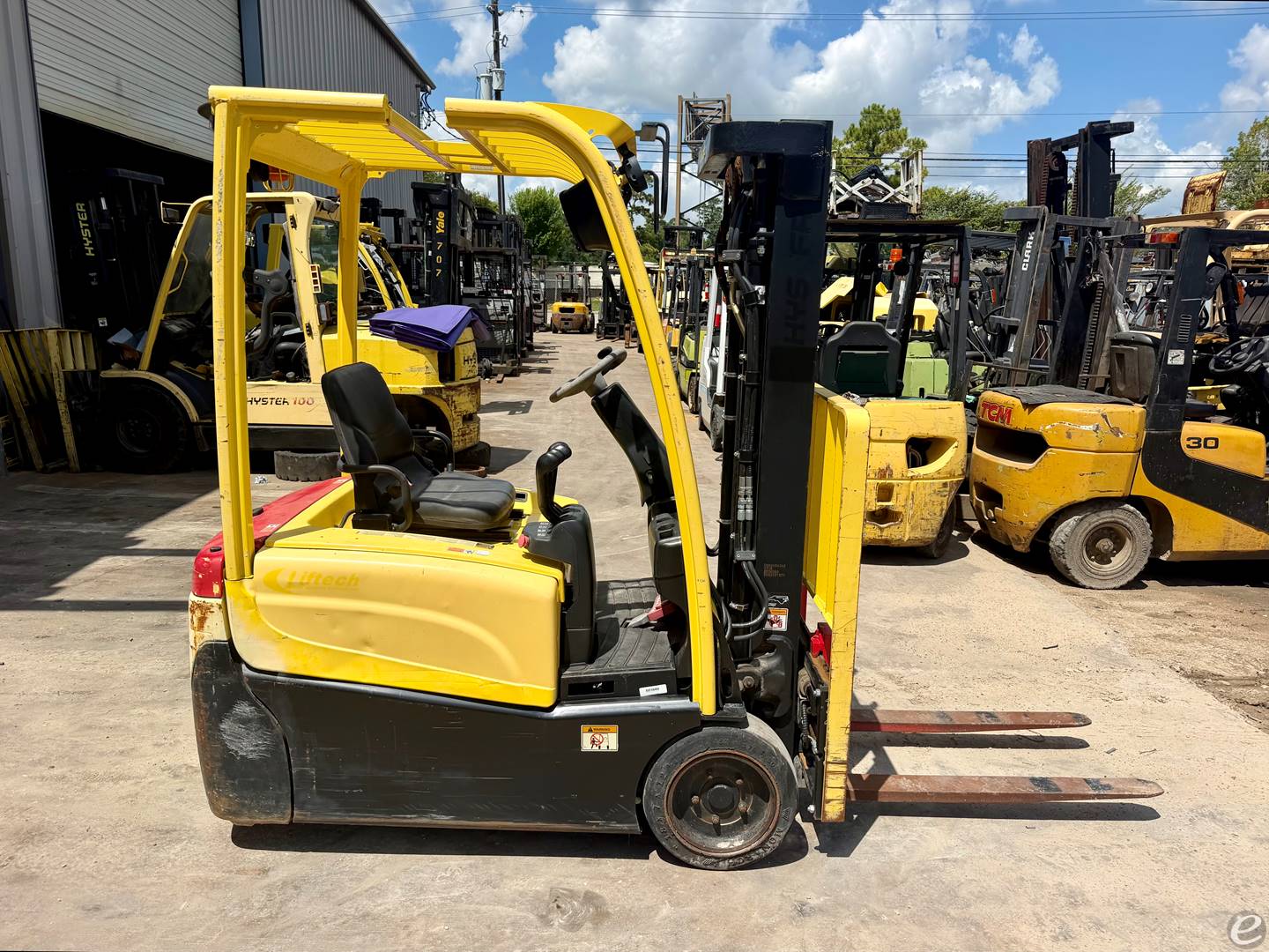 2017 Hyster J35XNT