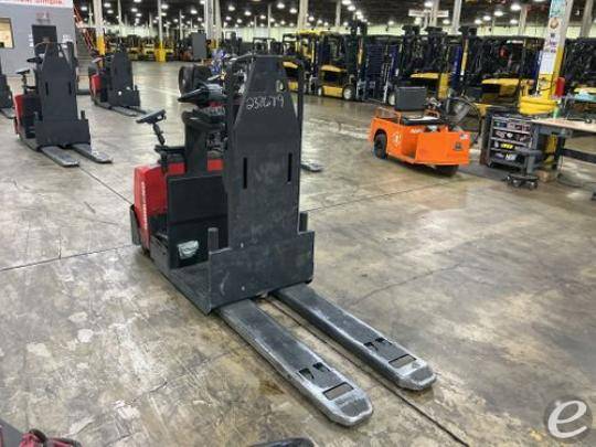 2020 Raymond 8510