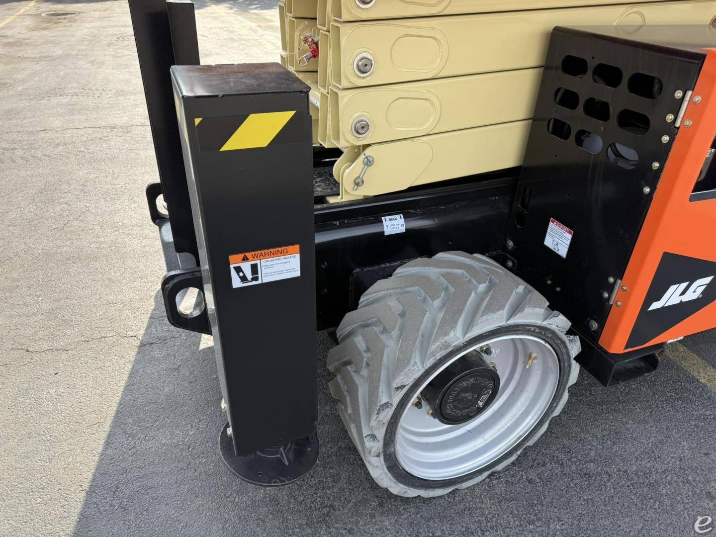 2025 JLG RT3369