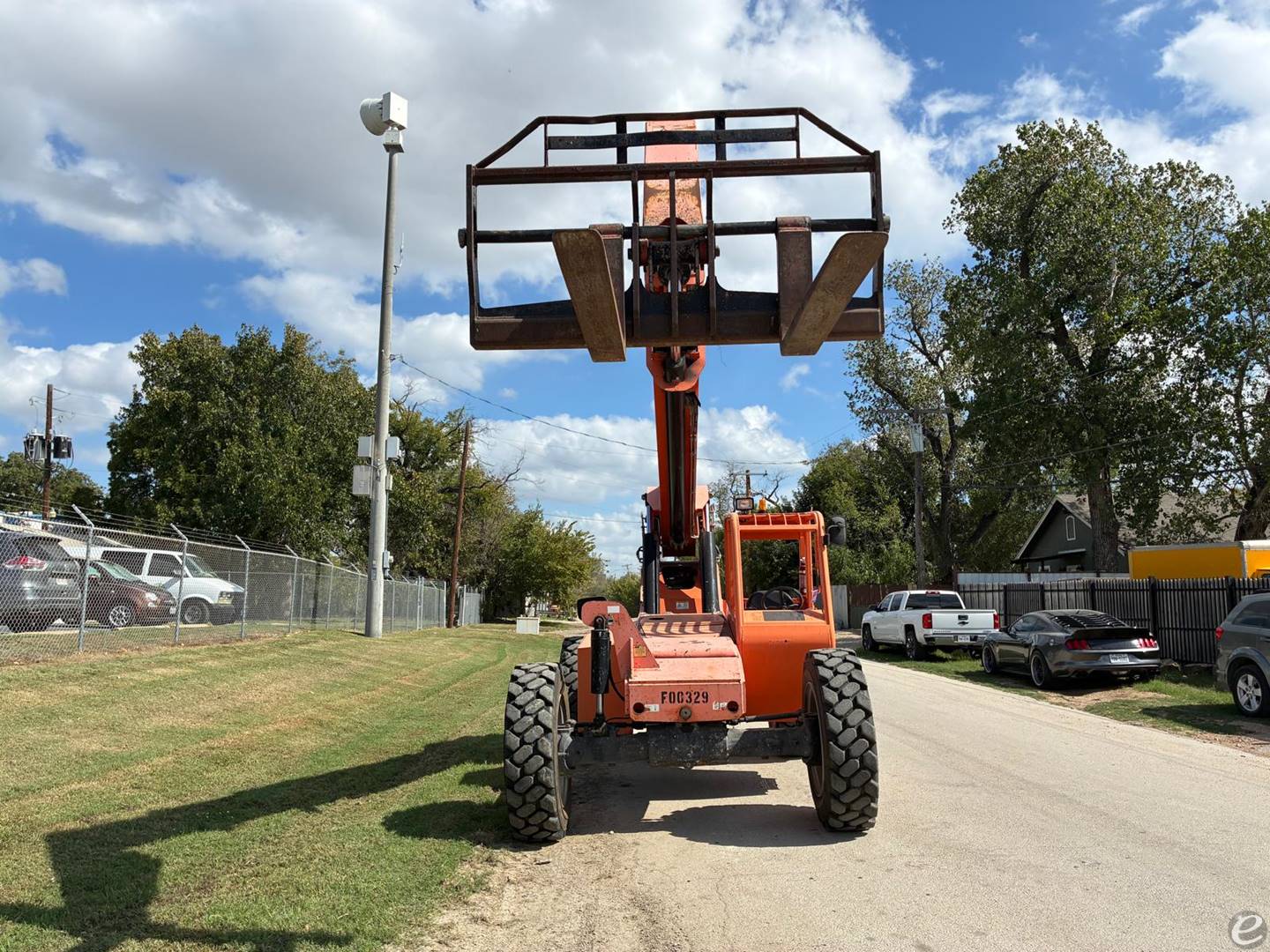 2013 Skytrak 8042